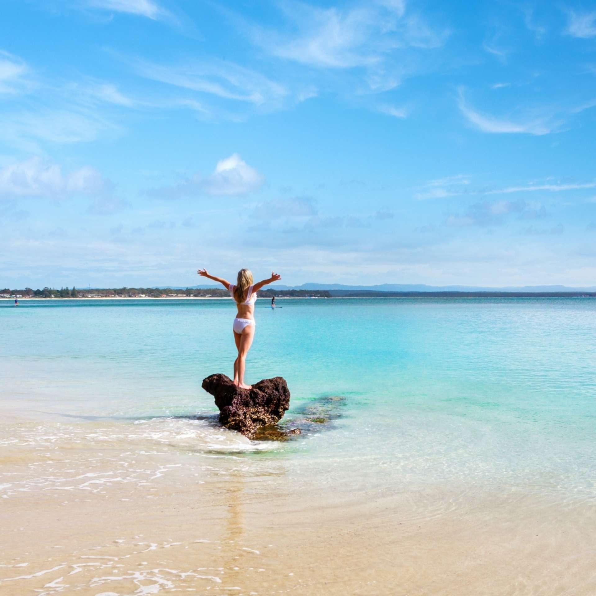Top 10 Australia Solo Trips and Single Traveler Tours 2025/2026