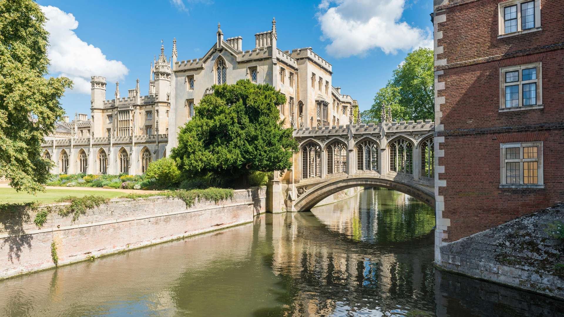 Cambridge Tours and Trips