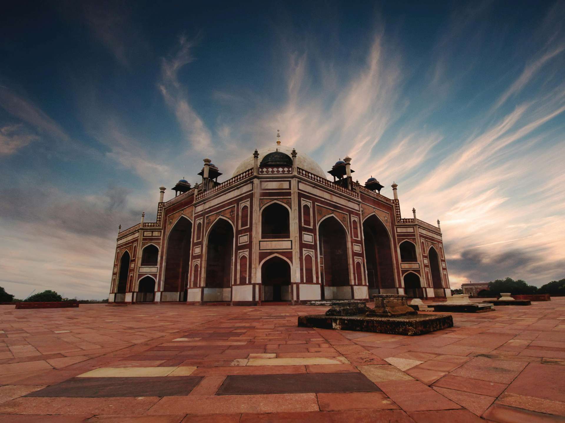 Delhi & Golden Triangle Cultural, religious and historic sites Trips in 2025/2026
