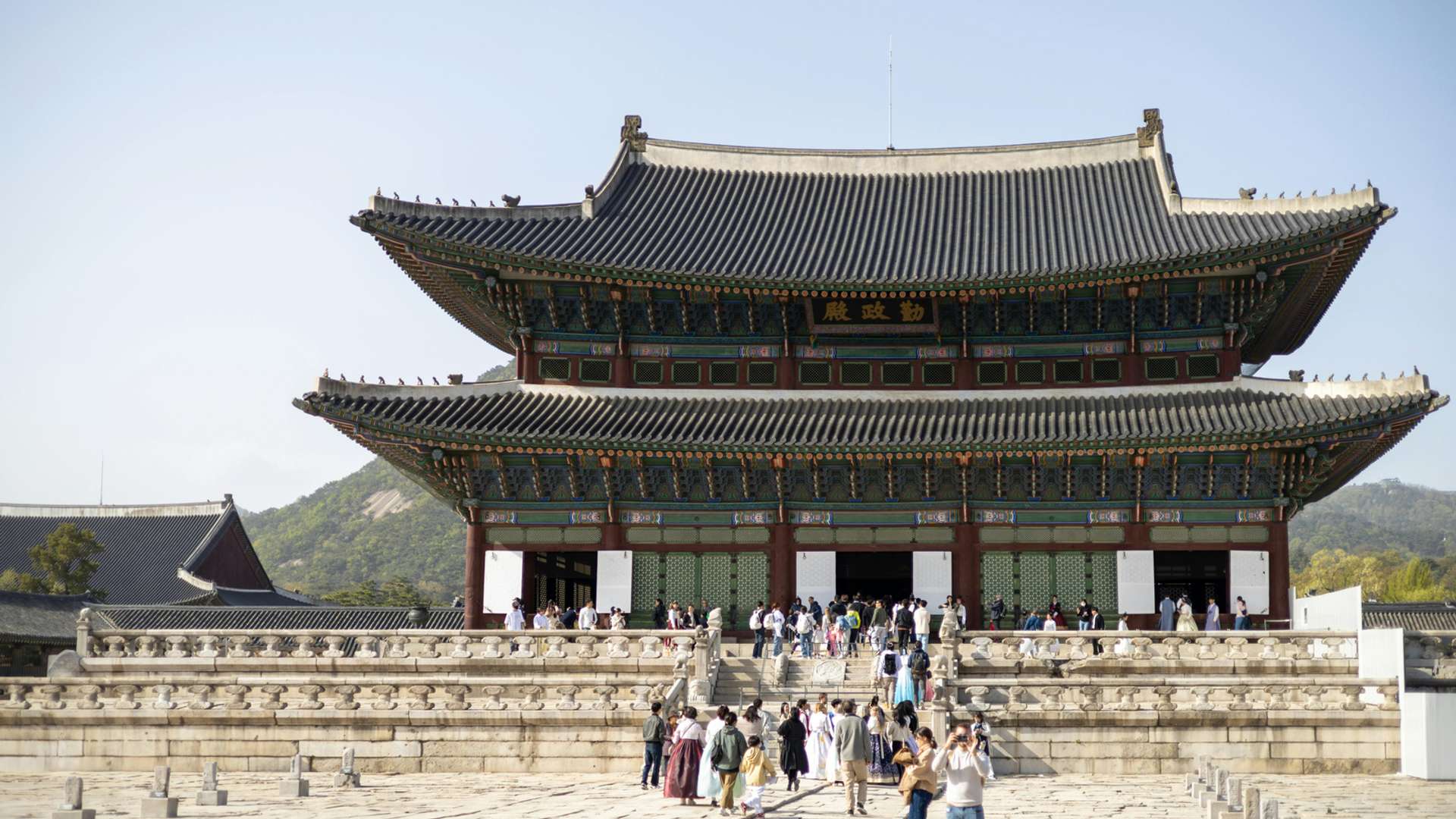 Gyeongbokgung Tours and Trips