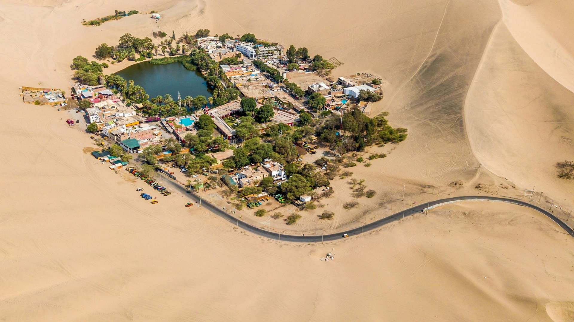 Huacachina Tours in Fall
