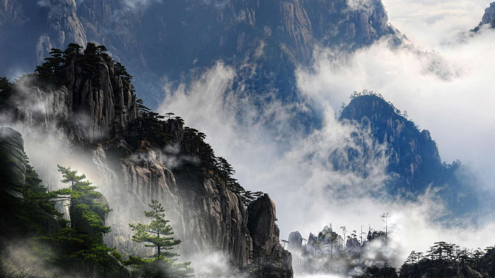 Huangshan Tours and Trips