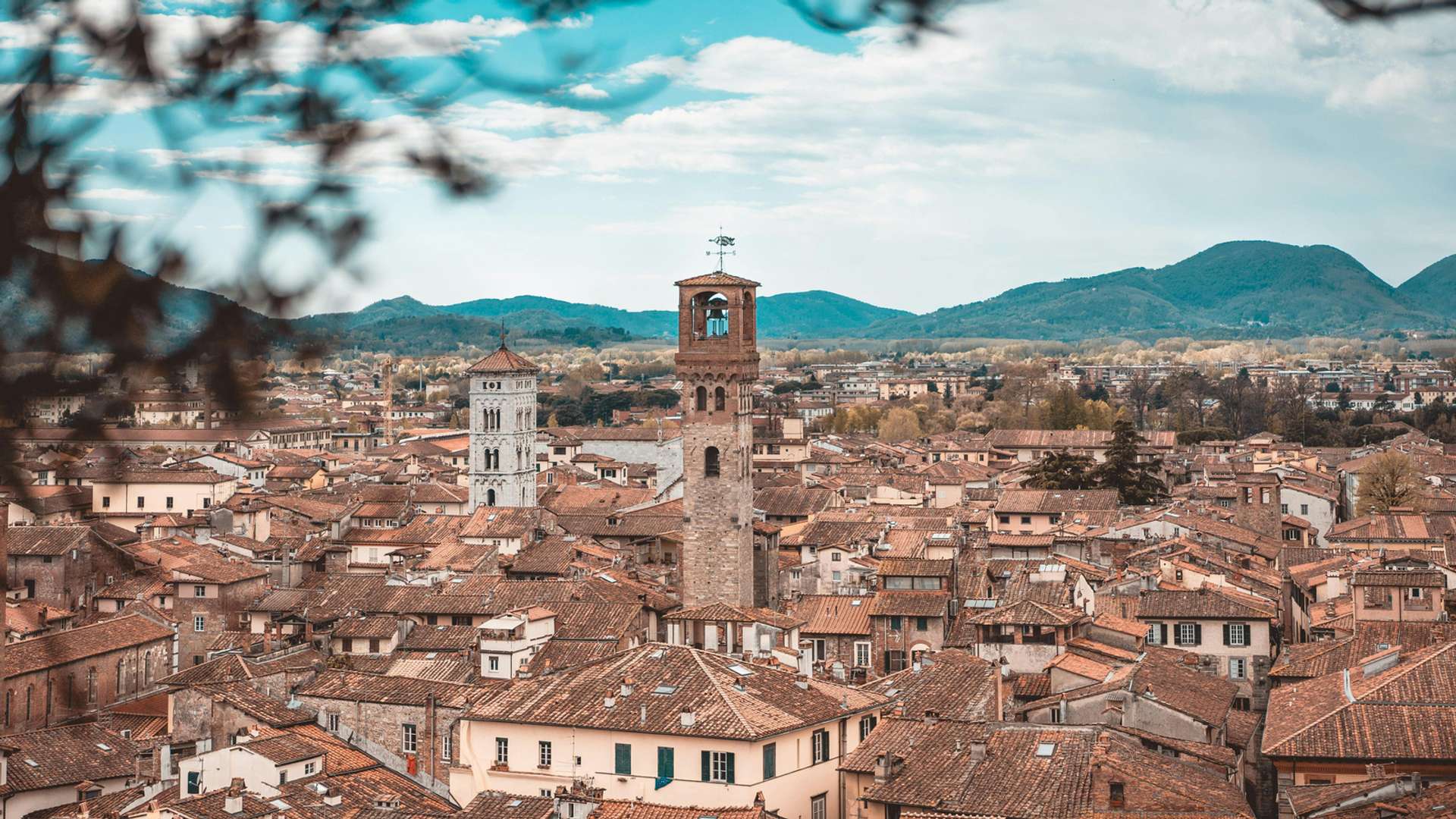Lucca Tours and Trips