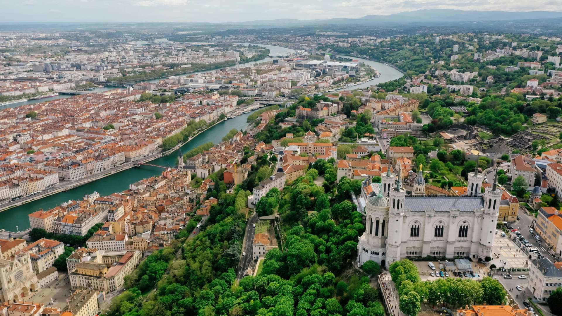 Lyon Cruise Trips