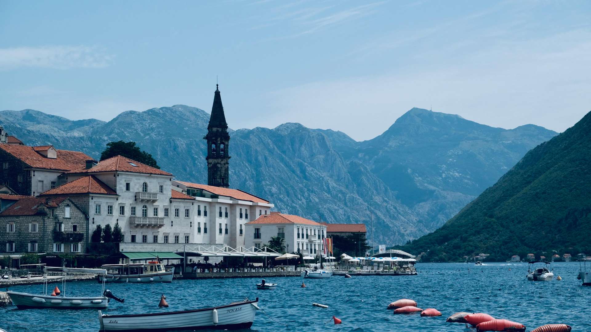 Perast Tours and Trips