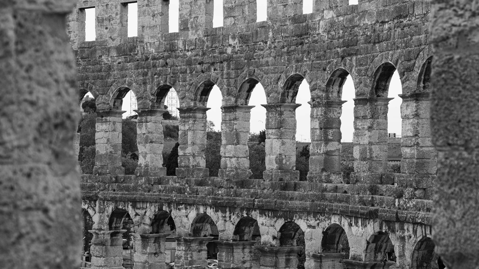 Pula Tours and Trips