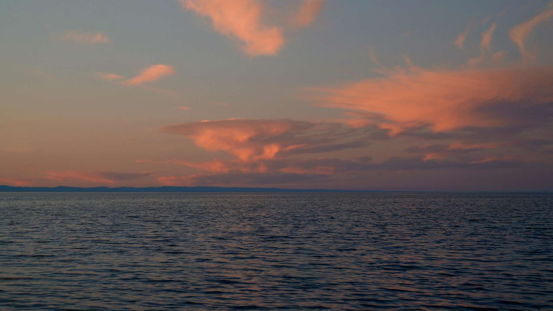 Ugii Lake Tours and Trips