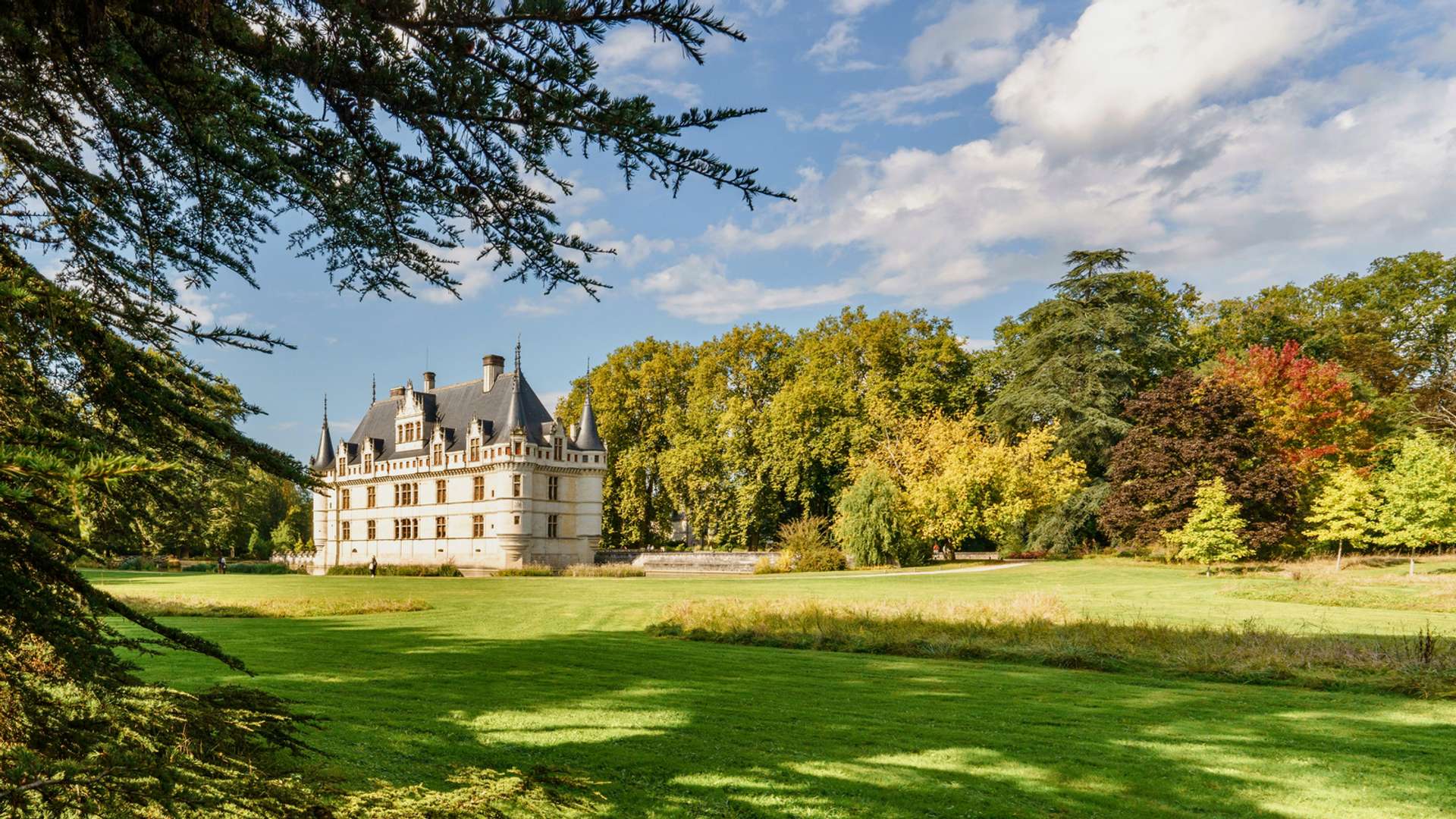 Val de Loire Tours in June 2026