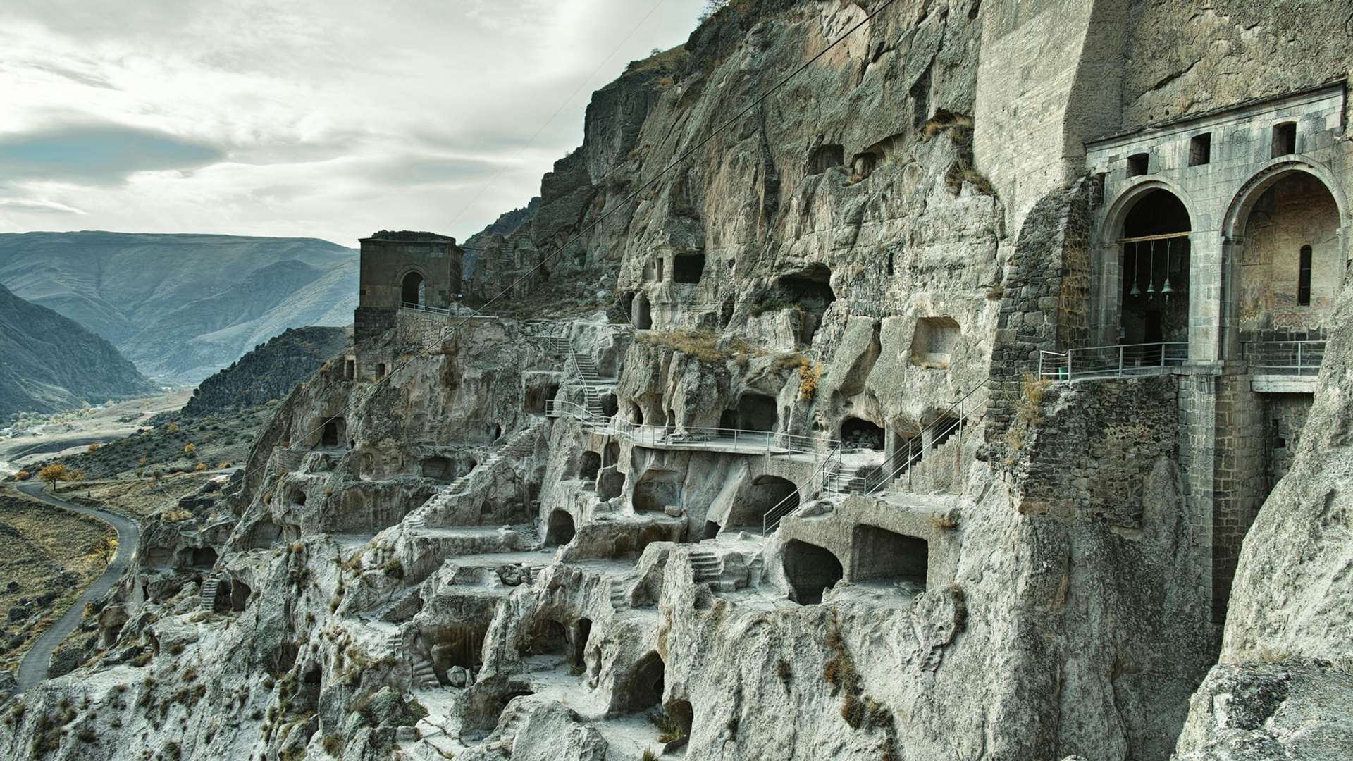 Vardzia Tours and Trips