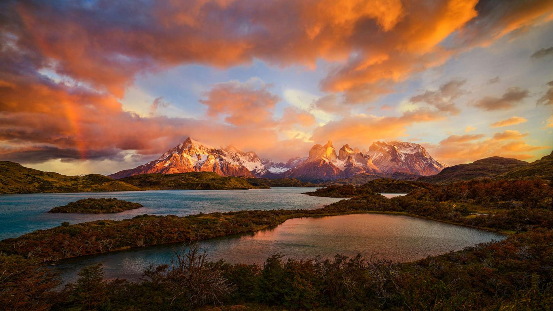 W Trek Tours and Trips