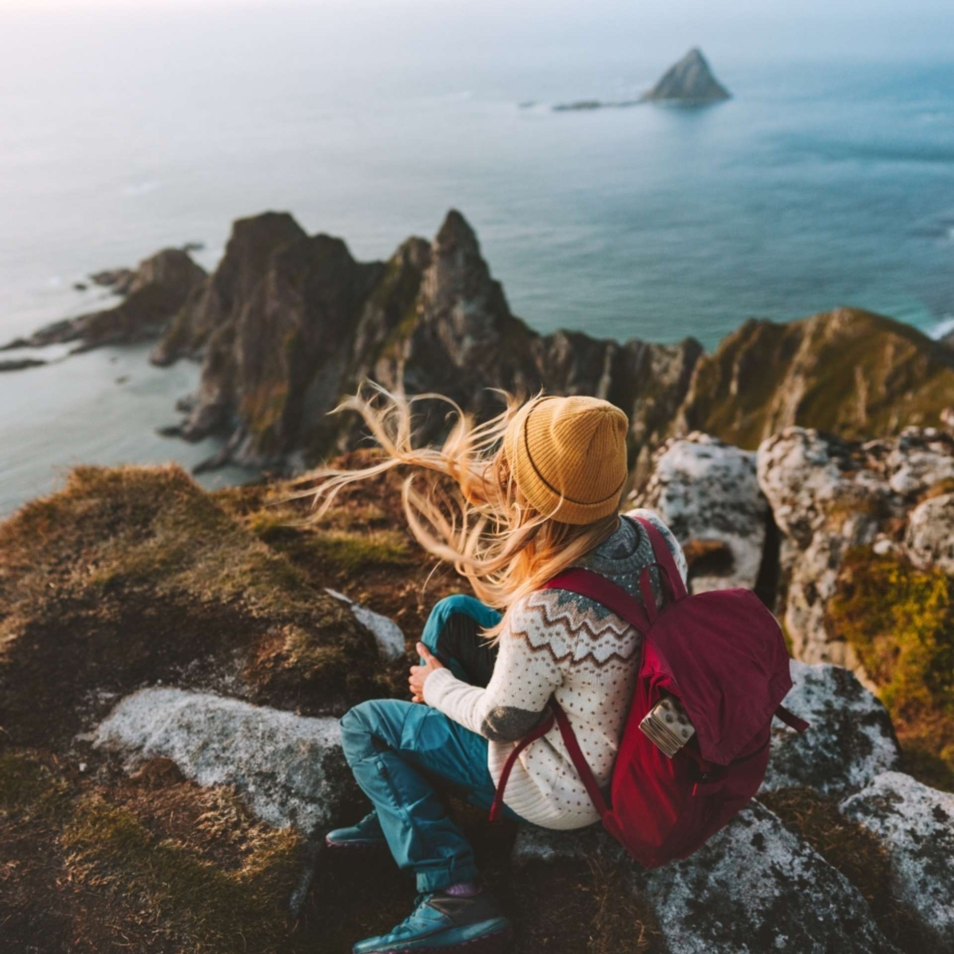 Top 10 Norway Solo Trips and Single Traveler Tours 2025/2026
