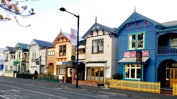 Image 4 of 9