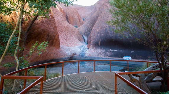 Image 3 of 4