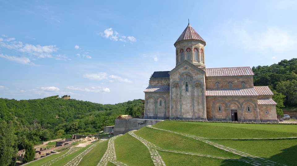 Azerbaijan and Georgia Small Group Tour - Advantour Caucasus - Azerbaijan - Image 2