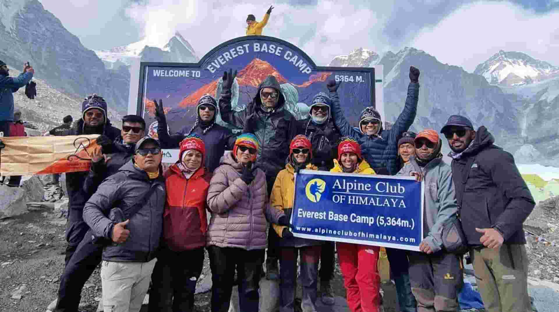 Everest Base Camp Leisurely Trek (16 Days)