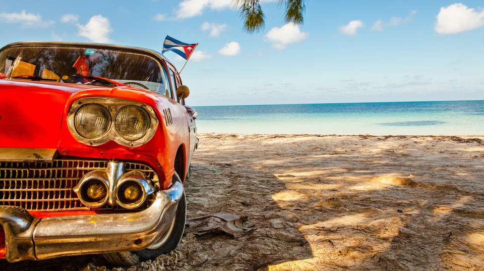 Authentic Cuban landscapes and Caribbean beach - undefined - Image 1