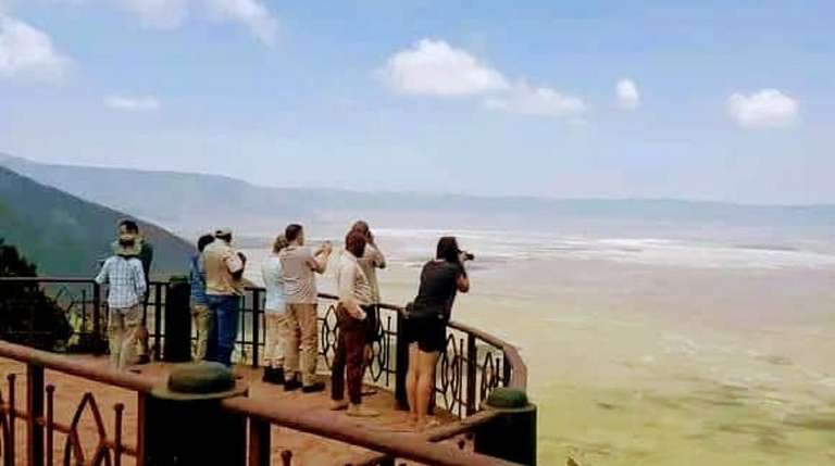 Tanzania National parks Tour: 3-Day Tarangire, Ngorongoro, and Lake Manyara Safari