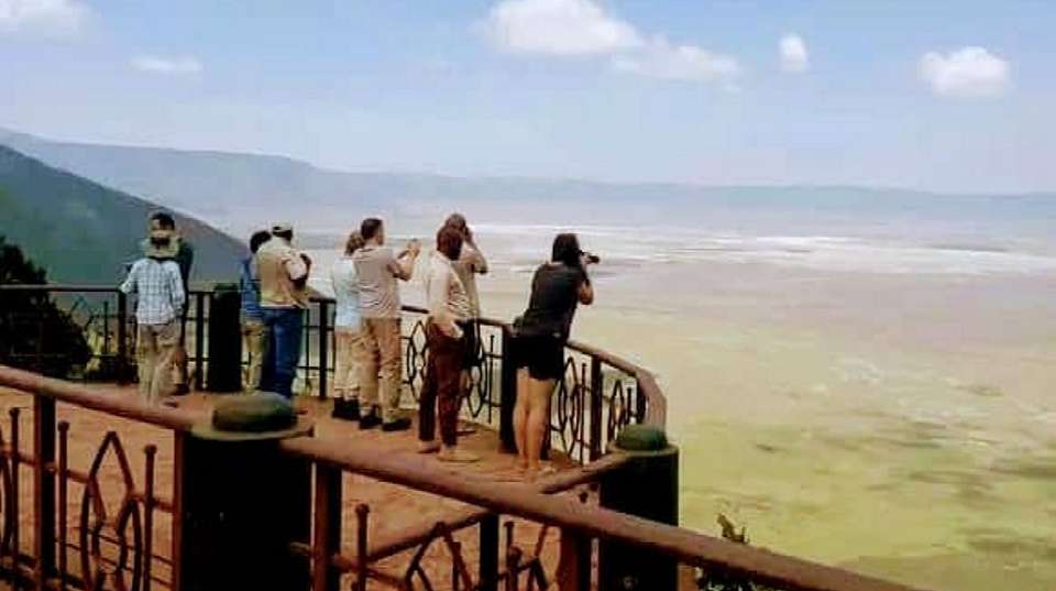 2-Day Safari Lake Manayara Park& Ngorongoro Crater Lodge - Anapa Travel Africa Tours - Tanzania - Image 6