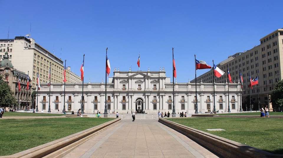 Small group Santiago City Tour - Chilevivetours - Chile - Image 1