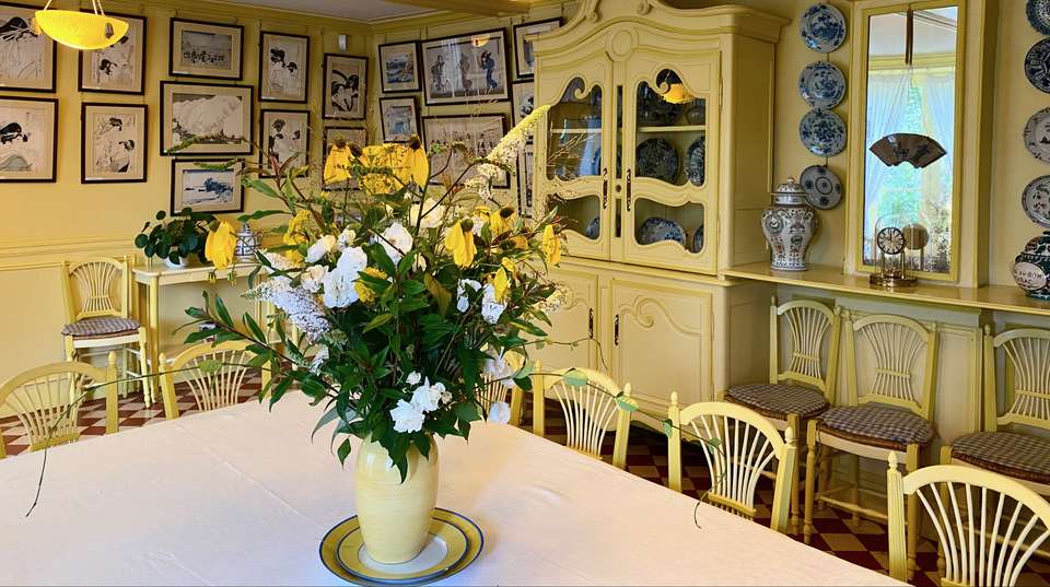 Giverny, Versailles and Trianon Small Group Tour - undefined - Image 8