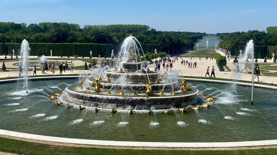 Fontainebleau, Versailles Trianon Tour for Small Group - undefined - Image 10