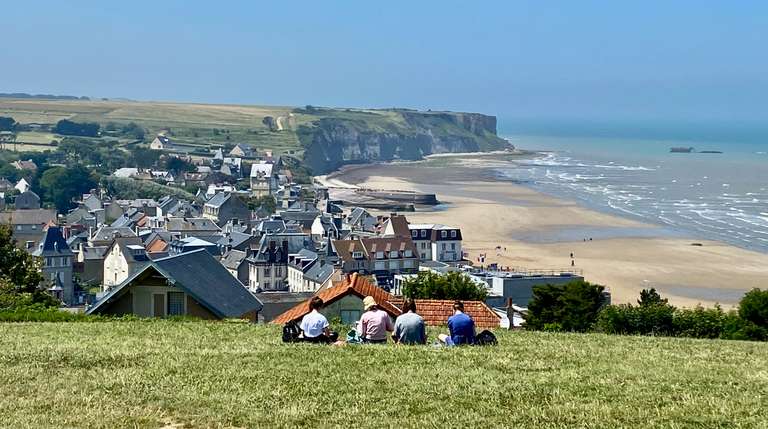 Three-Day Private Trip: D-Day, Mont.St-Michel, Three Castles - August 2027