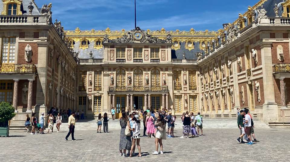 Giverny, Versailles and Trianon Small Group Tour - undefined - Image 9