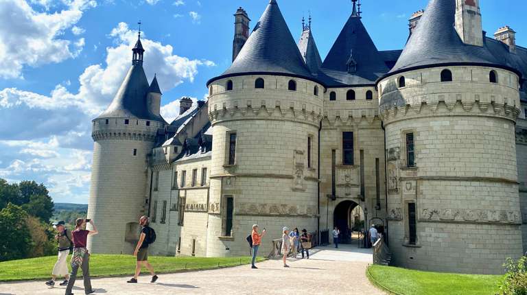2-day Private VIP 6 Loire Valley Castles from Paris trip - alternative tour available