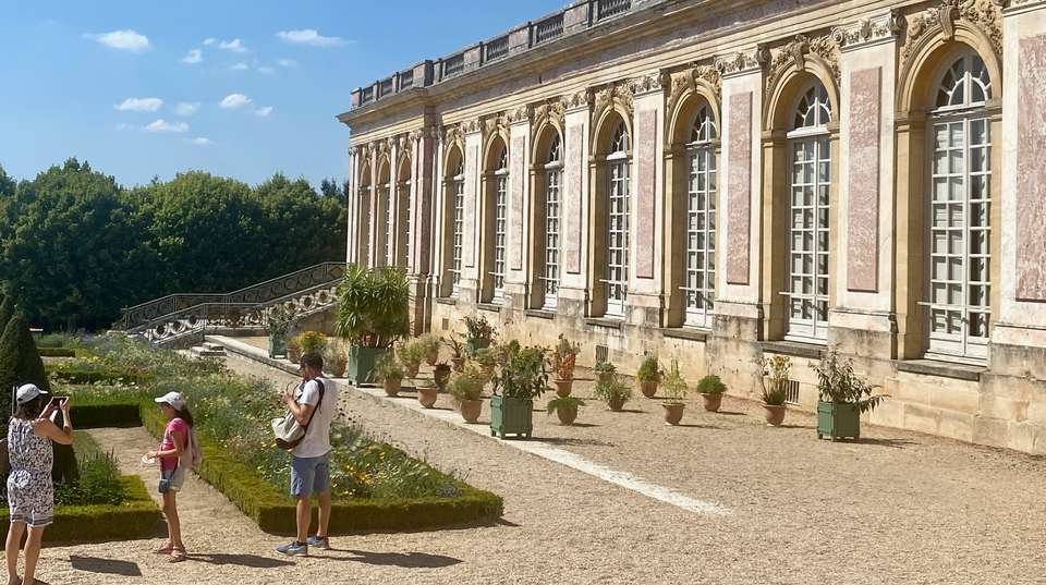 Private Fontainebleau, Versailles, Trianon - undefined - Image 9