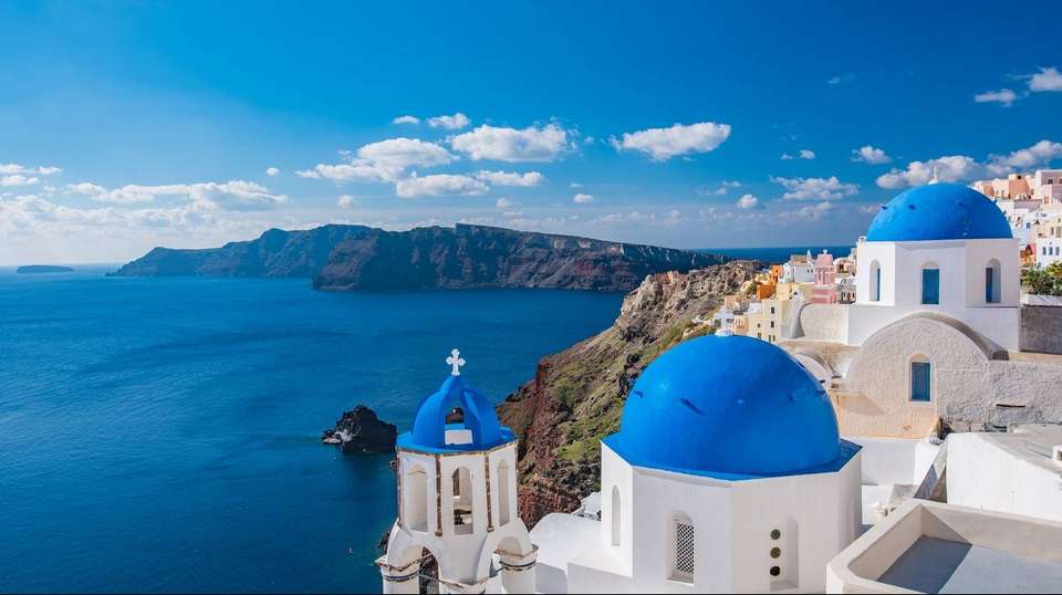 Discover Athens, Naxos and Santorini - Click Tours - Greece - Image 9