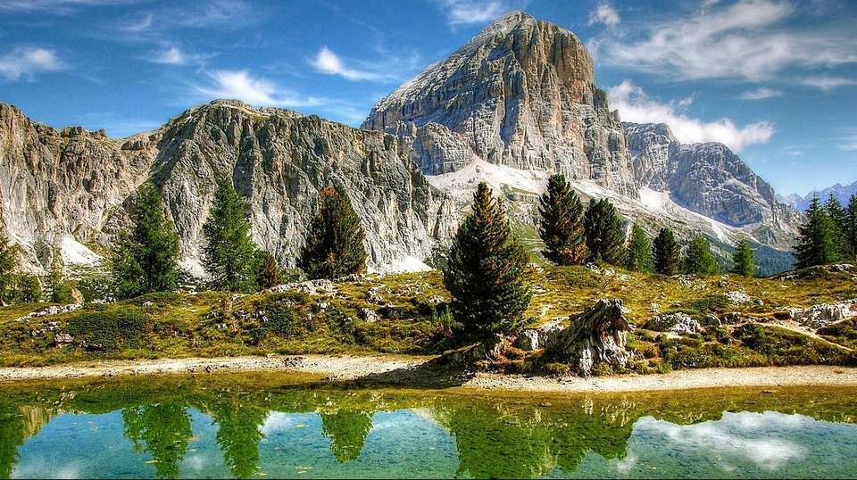 Alps by Bernina Train and Northern Lakes - 6 Days - undefined - Image 1