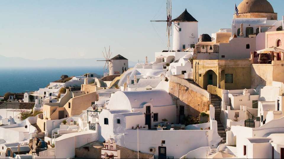 Discover Athens, Naxos and Santorini - Click Tours - Greece - Image 11