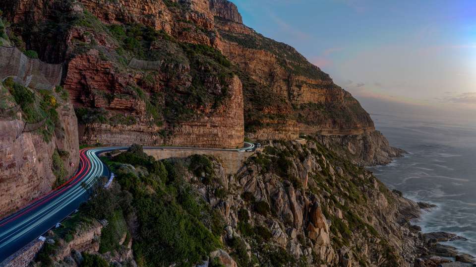 Cape Town Explorer - Contiki - South Africa - Image 2