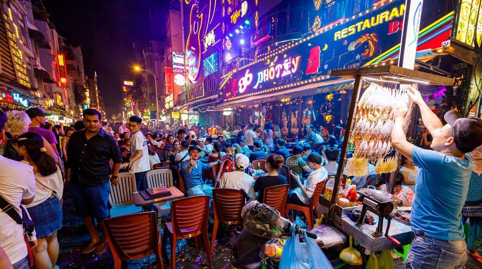 Best of Vietnam - Contiki - Vietnam - Image 3