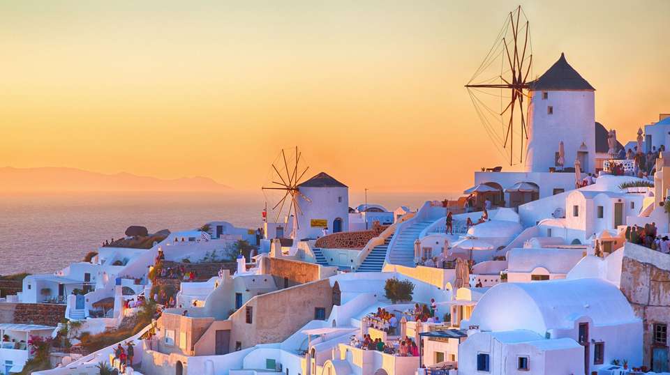 Athens to Santorini Island Hopping - Contiki - Greece - Image 4