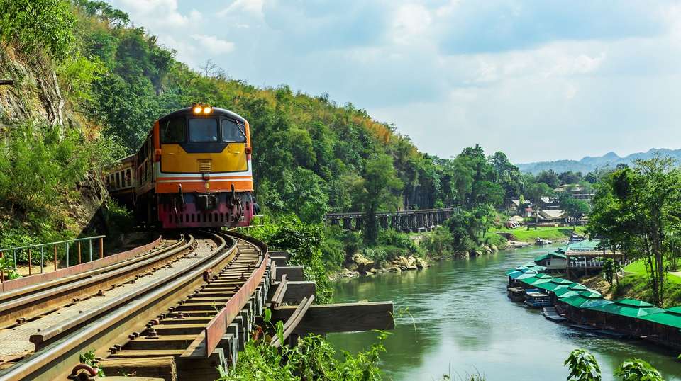 Thailand, Laos and Cambodia Adventure - Contiki - Thailand - Image 2