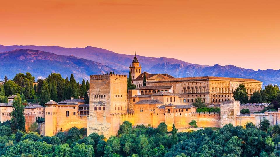 Best of Spain - Contiki - Spain - Image 3