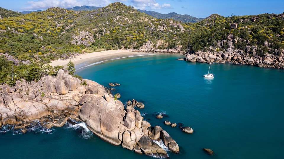 Australia: North Queensland to Uluru - Contiki - Australia