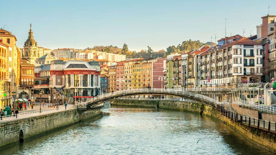 Spain, Portugal & Morocco Uncovered - Contiki - Spain - Image 3
