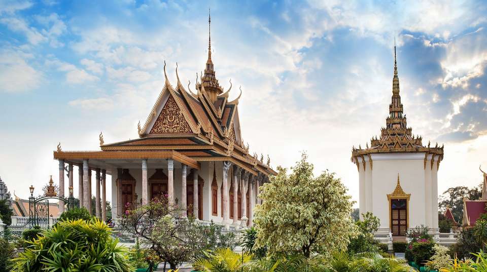 Cambodia & Laos Uncovered - Contiki - Laos - Image 5