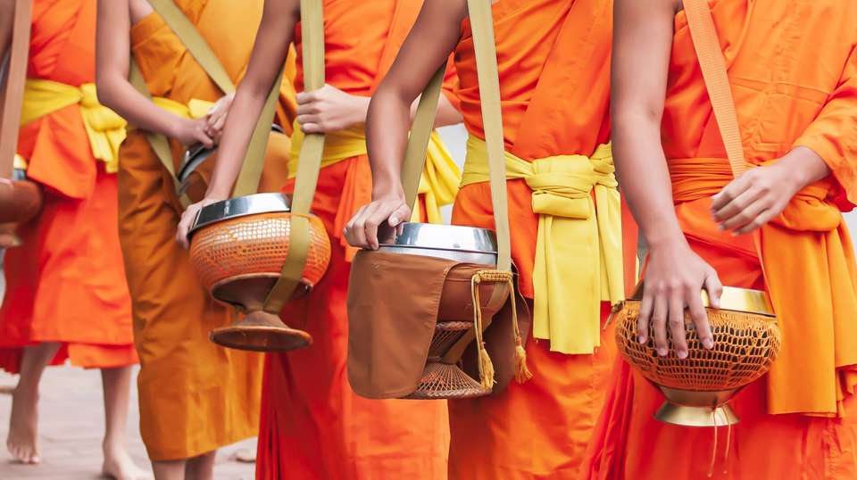 Cambodia & Laos Uncovered - Contiki - Laos - Image 2