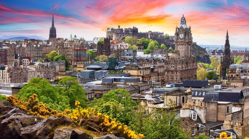 Scotland in a Week 35 to 45 - Contiki - Scotland - Image 3