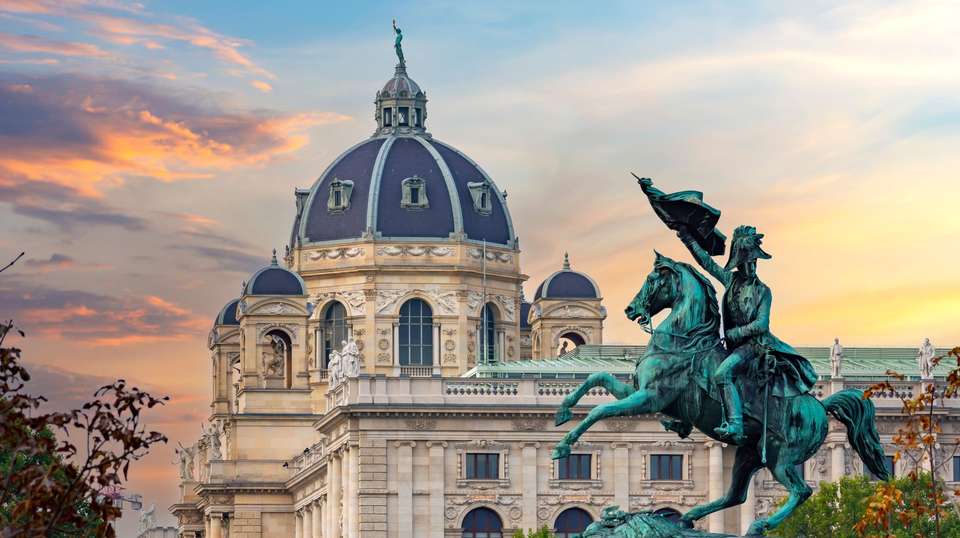Berlin to Budapest by Train - Contiki - Germany - Image 4