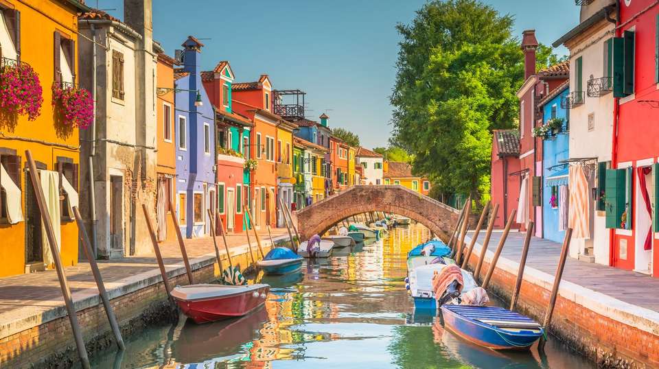 Simply Italy - Contiki - Italy - Image 3