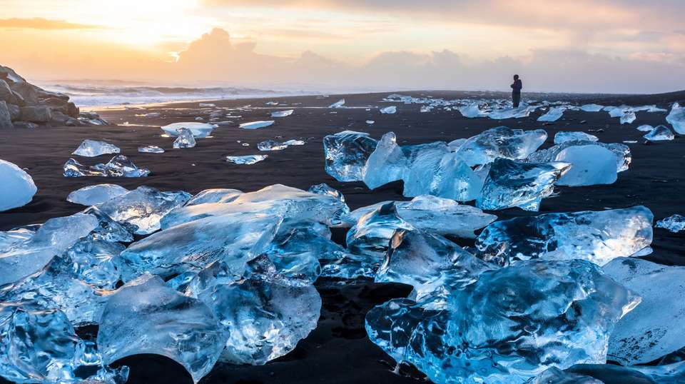 Iceland Fire and Ice - Contiki - Iceland - Image 3