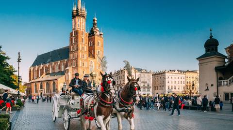 Vienna Cultural, Religious And Historic Sites Tour: Vienna To Rome Trail