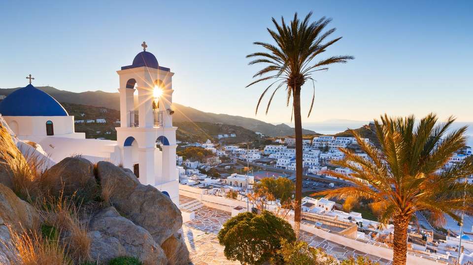 Greek Island Hopping - Contiki - Greece - Image 5