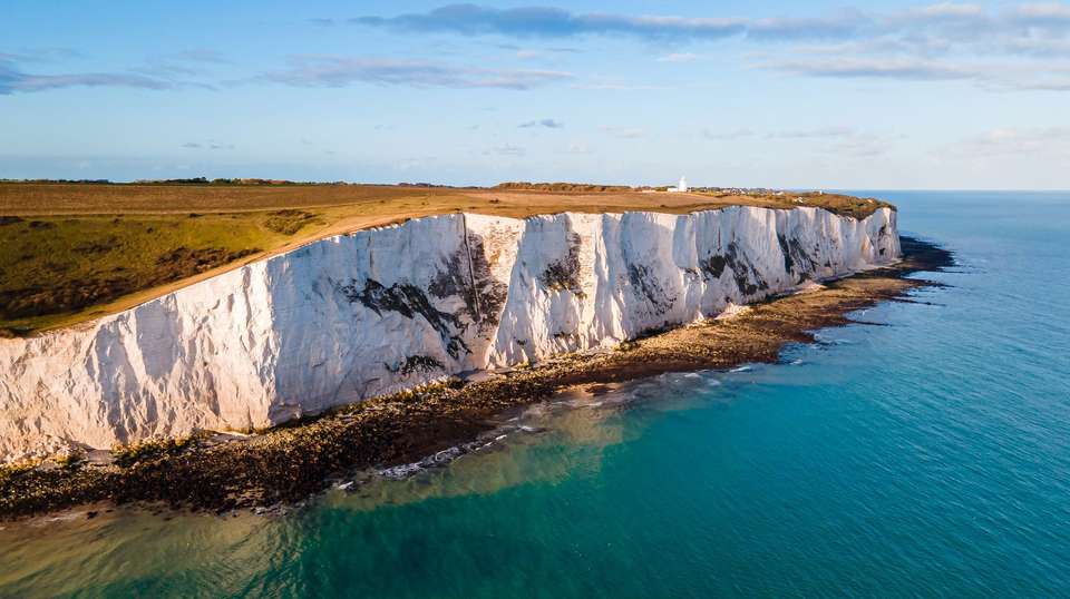 London to Vienna Trail - Contiki - England - Image 1