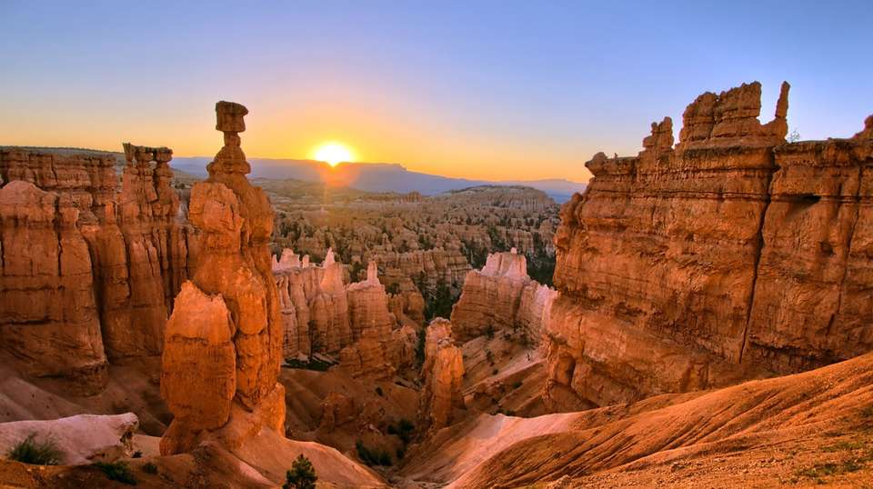 Canyon Country Showcase - Costsaver - USA - Image 4