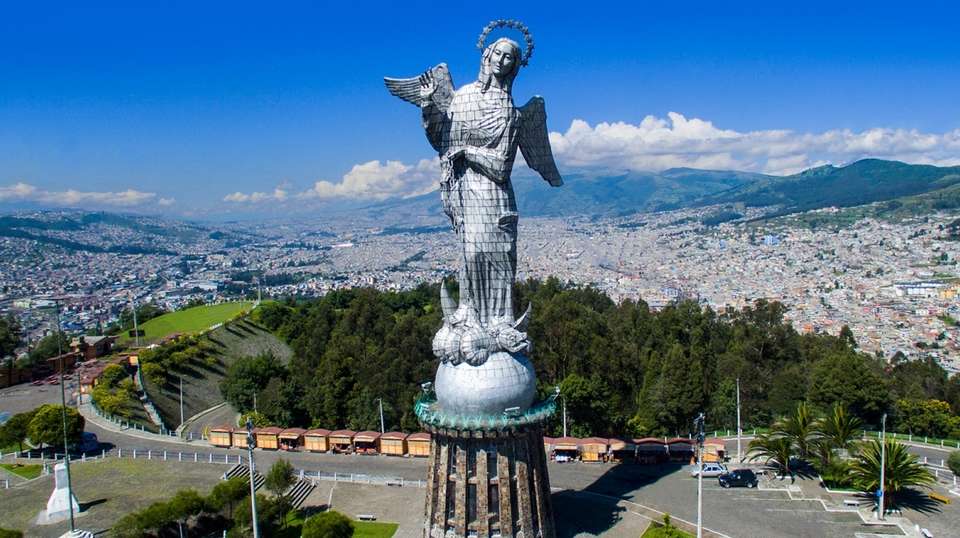 14 Day Andean Cultures Ecuador - Responsible Travel South America - Ecuador - Image 2